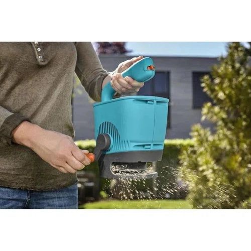 Spreader Hand Held Gardena-