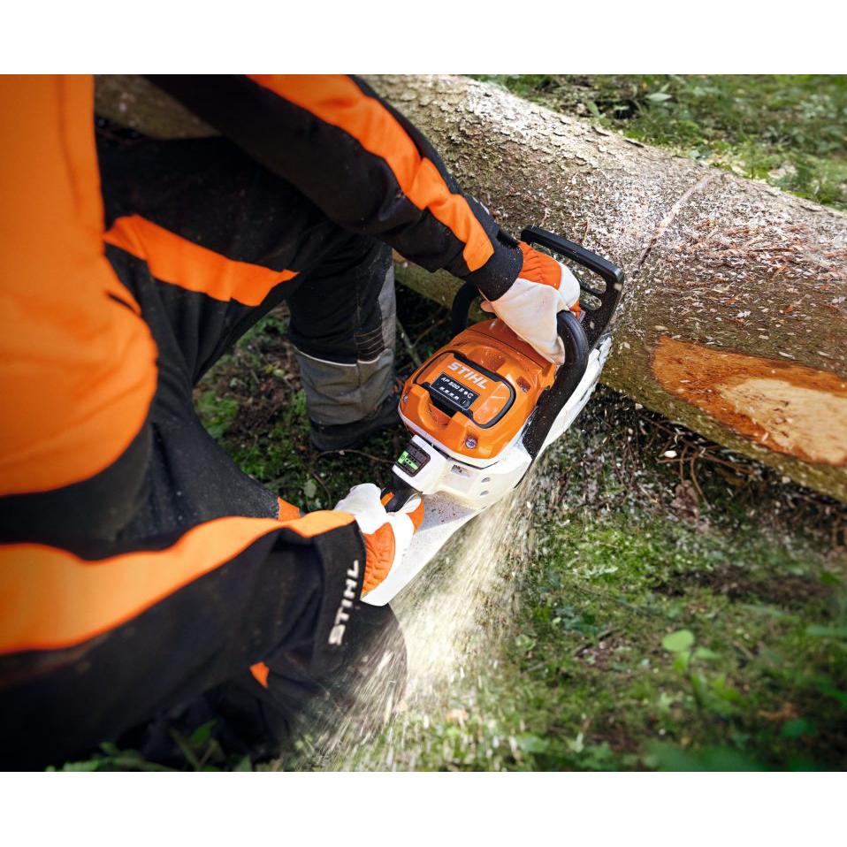 Motosierra inalámbrica 36𝑉 MSA300.0 CO STIHL
