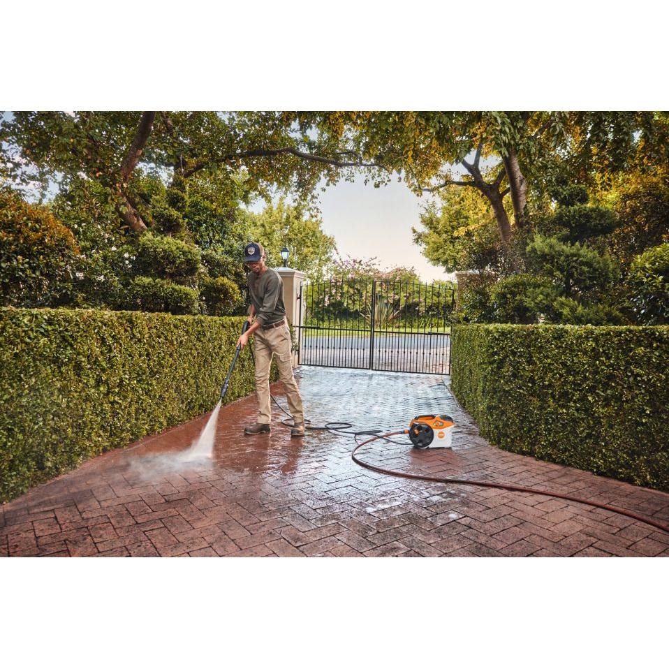 Hidrolavadora inalámbrica 36𝑉 125℔ REA100+ STIHL