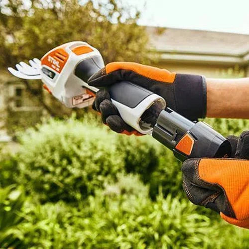 Shrub Shears Cordless 10.8𝑉 HSA26 Set Stihl-Hedge Trimmers-STIHL-diyshop.co.za